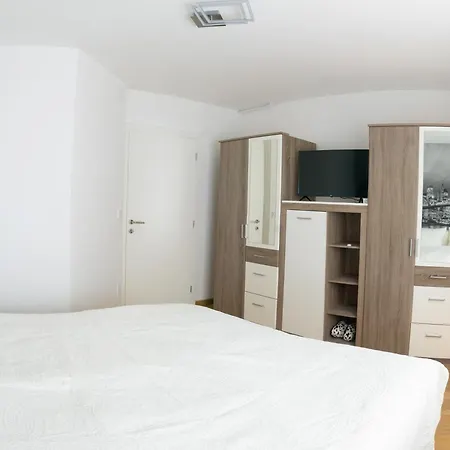 Apartmani Jastreb 2 Jastrebarsko Exterior photo